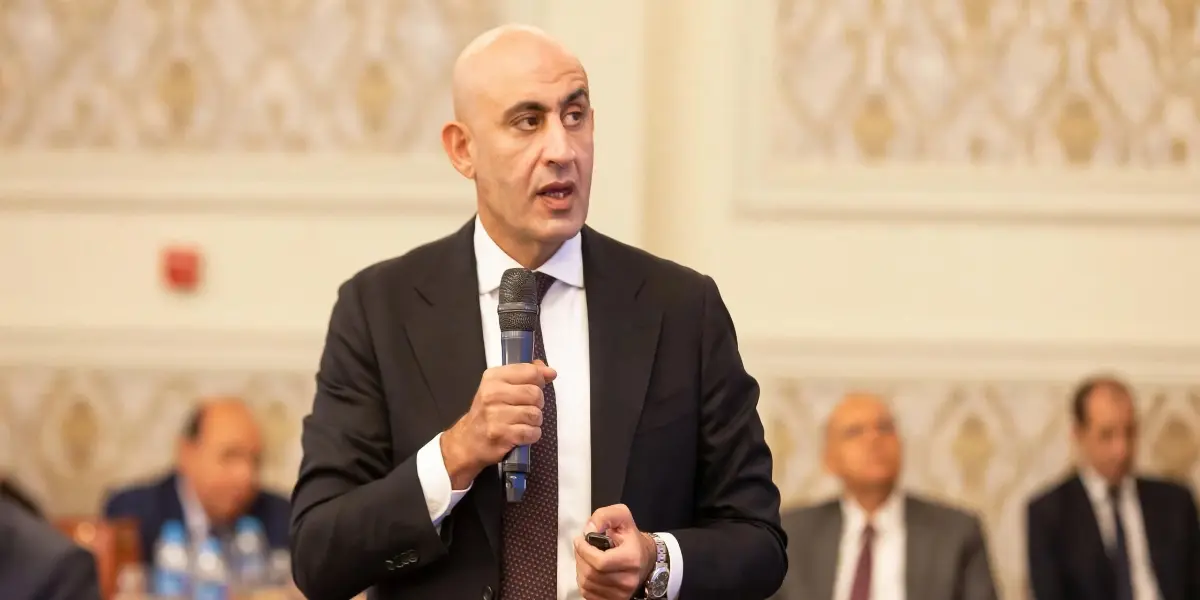 وزير التعليم يعلن توجيهات عاجلة.. إنهاء نظام الفترة المسائية بالمدارس الابتدائية قريباً وضبط معايير الامتحانات والتقييمات الشهرية