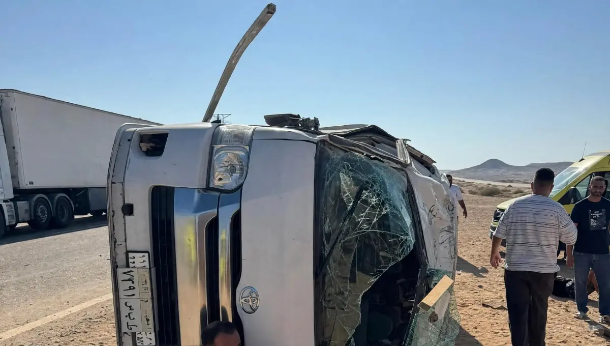 فاجعة على طريق الرماية.. مصرع شخصين وإصابة 9 في انقلاب ميكروباص ونقل الجثامين لمشرحة مستشفى الهرم والمصابين للمستشفيات لتلقي العلاج